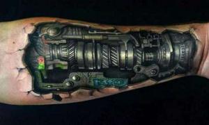 Тату в стиле киберпанк: постиндустриальная эпоха в нательной живописи Видео: Татуировщик о стиле кибер-панк